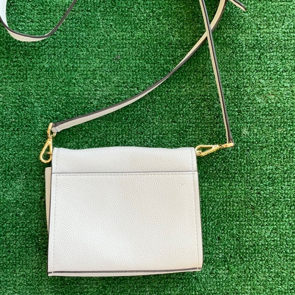 Michael Kors Small Crossbody - Picture 4 of 11